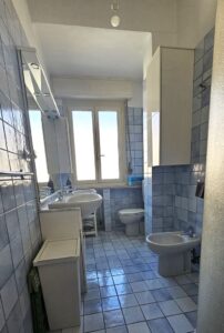 Bagno di casa in affitto via avigliana Torino