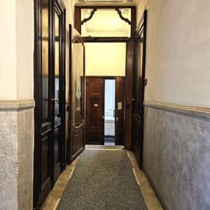 androne di casa in vendita torino via avigliana