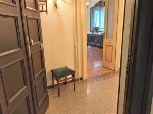 ingresso di di appartamento in vendita via palmieri torino