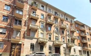 facciata di appartamento in vendita in via peyron 10 torino