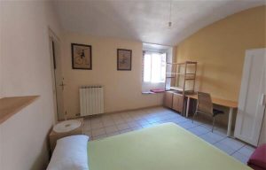 camera da letto di casa in vendita a torino quadrilatero