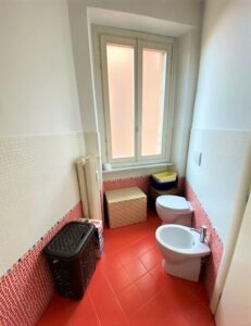 secondo bagno casa in vendita via bagetti torino